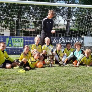 Les U11 vainqueurs du tournoi de Tournehem